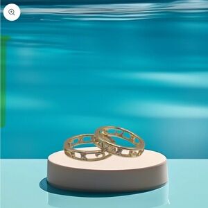 Elegant Gold Women's Ring